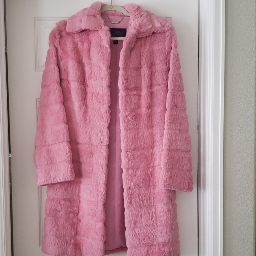 Nwot-genuine rabbit fur- true pink coat size small